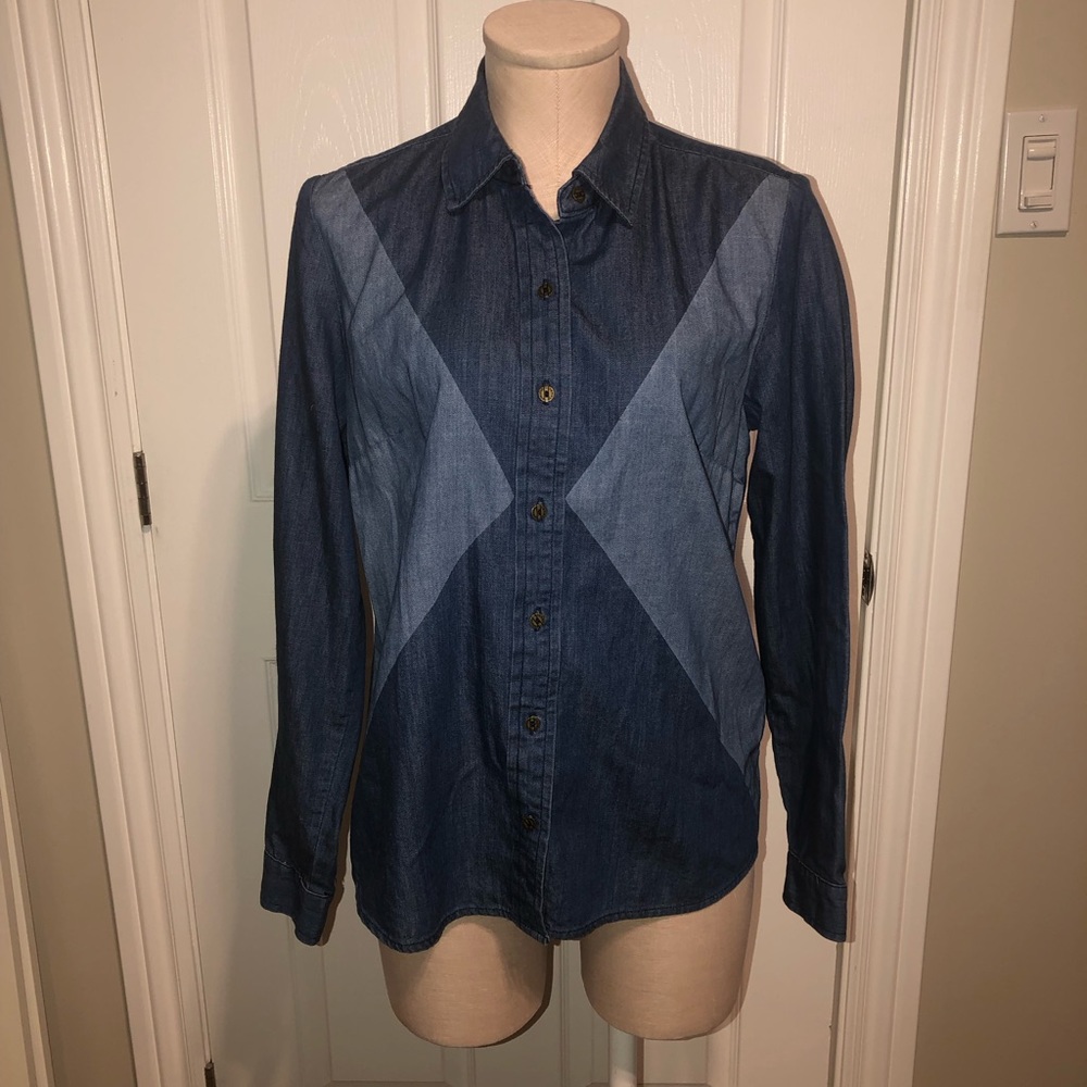 3/$40 Tommy Hilfiger denim button down shirt